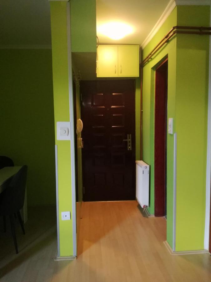피로트 Apartman Gaga 아파트 외부 사진