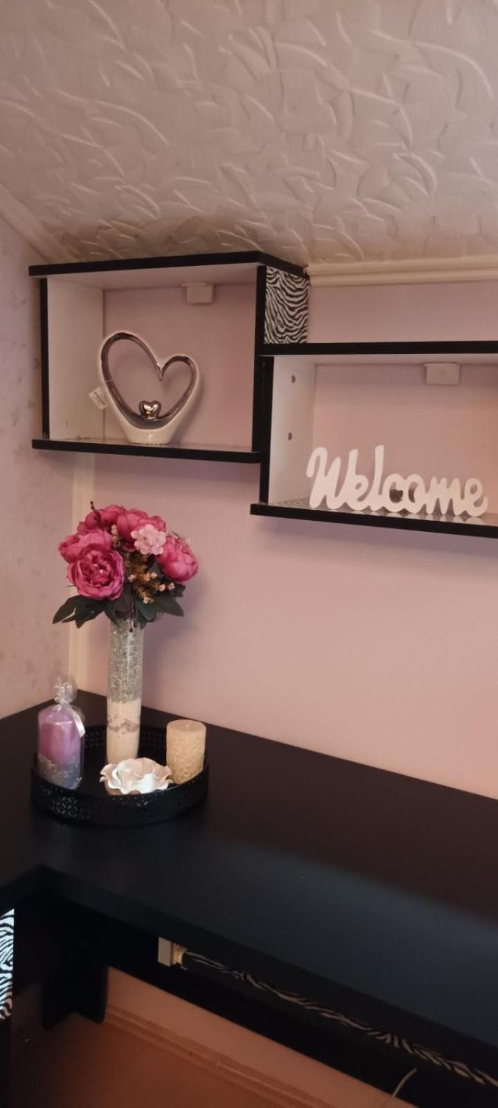 피로트 Apartman Gaga 아파트 외부 사진